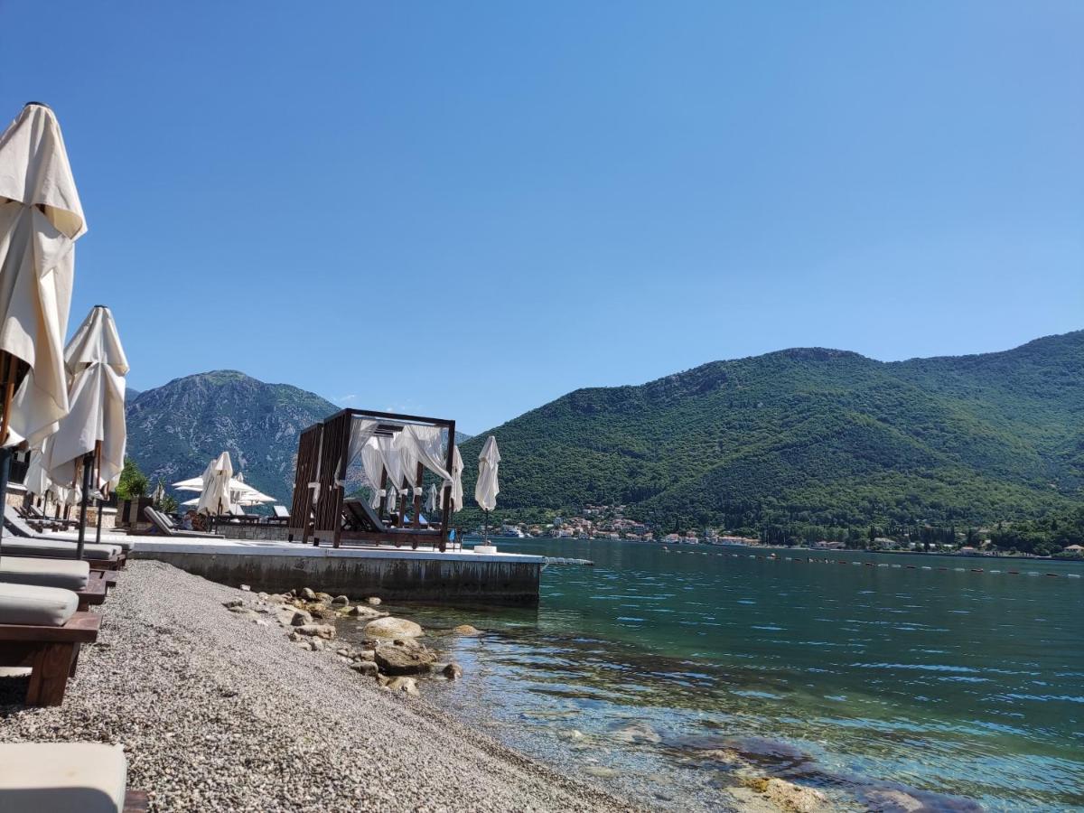 Montenegro Colors คาเมนาริ ภายนอก รูปภาพ