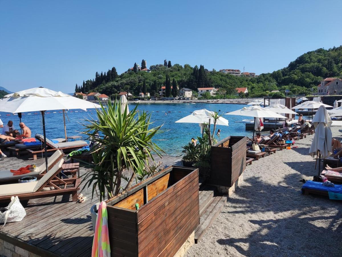 Montenegro Colors คาเมนาริ ภายนอก รูปภาพ
